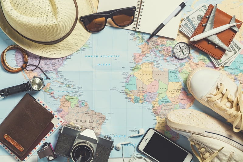 No tienes que renunciar a volar. Aprovecha los últimos meses para ir de vacaciones en pareja.