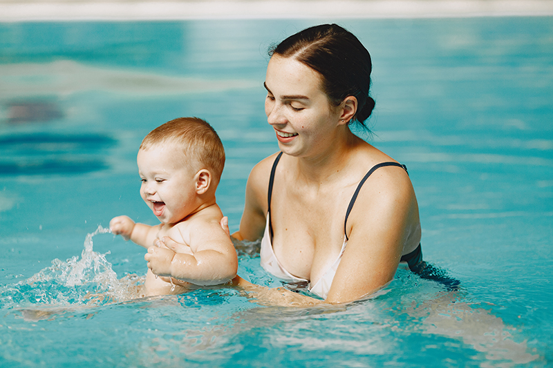 Clases de natacion bebe