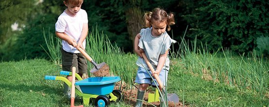 ¿Por qué trabajar en el jardín con niños? Éstos son los principales beneficios de jugar a los jardineros